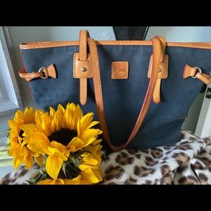 Dooney & Bourke Signature Market Tote